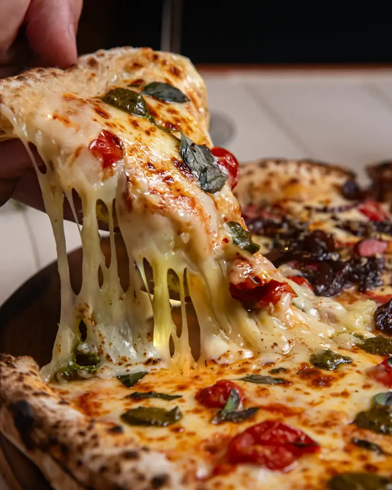 Sequência D'Oro da Bratza, domingo, com pizzas premium